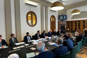 Foto conferenza stampa olioliva Imperia sede